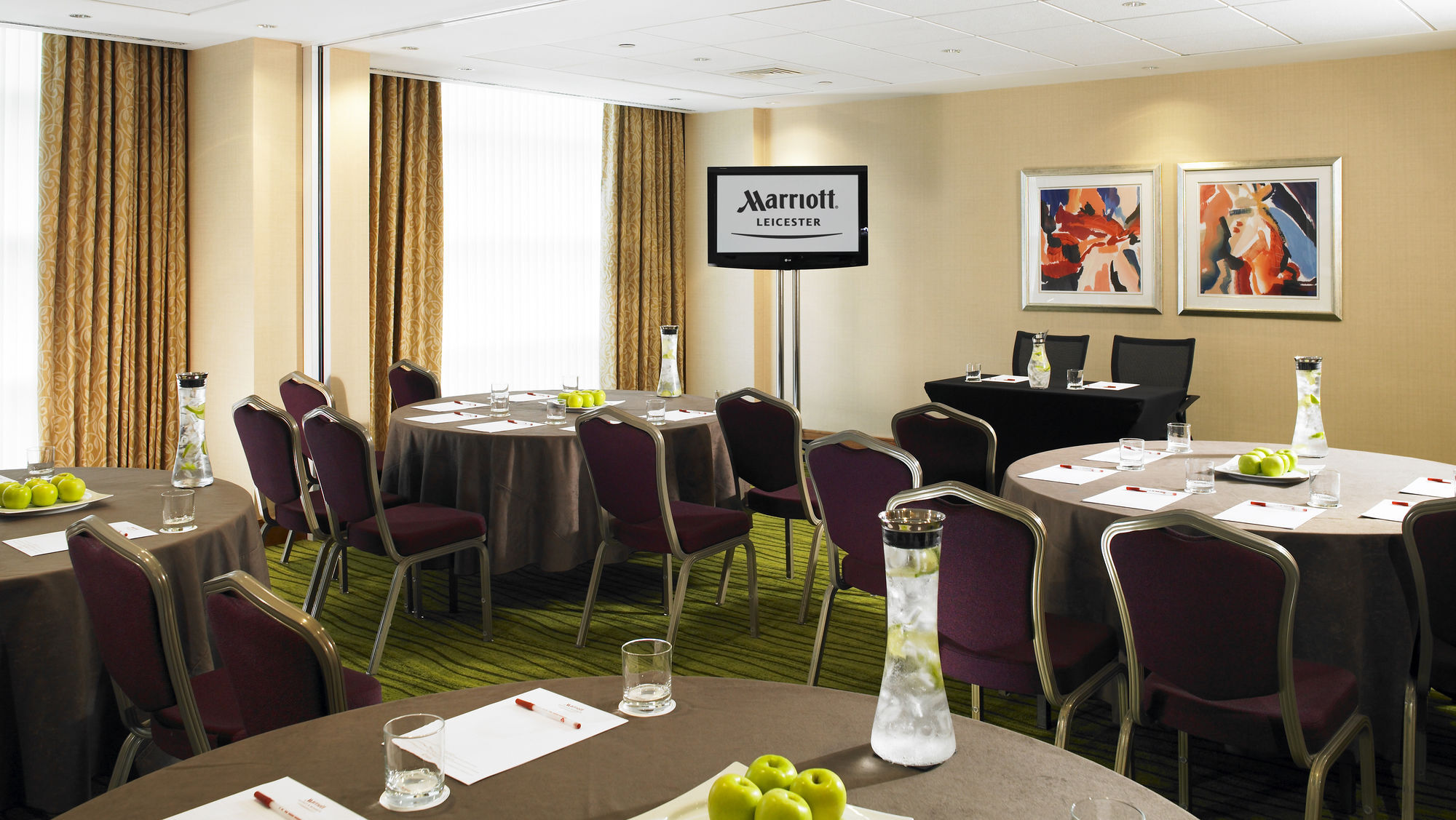 Leicester Marriott Hotel Екстер'єр фото